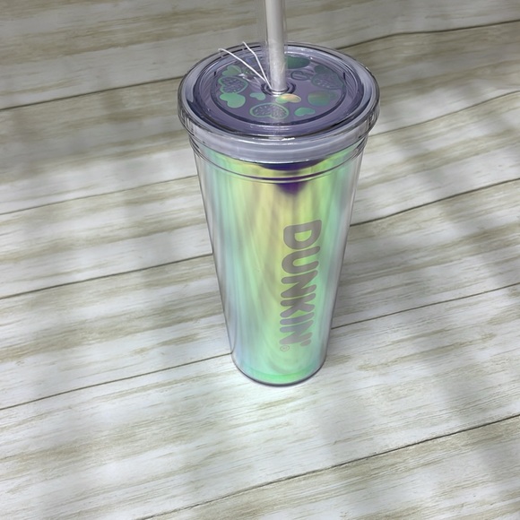 Limited Edition Dunkin Donuts 2024 valentines holographic tumbler - Picture 4 of 5